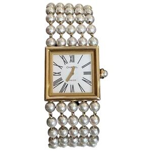 A Chanel  Madmoselle  Watch 14 Kt Solid Gold case vintage exceptional condition